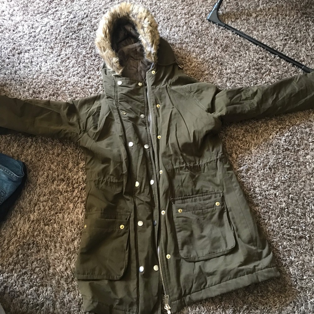 Fur olive coat